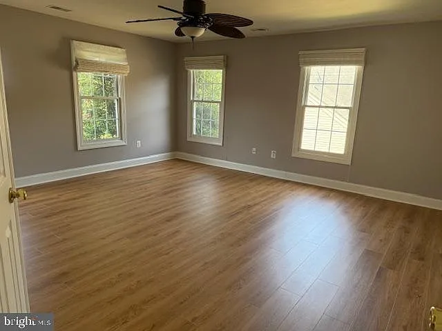305 Flannery Ln — Photo 10