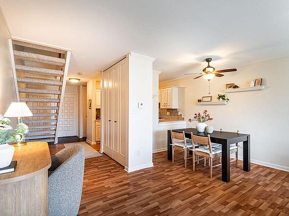 4th image of 11936 West Mill ROAD #9