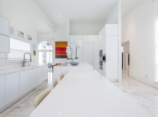 5243 NW 94 Doral Pl, Doral, FL 33178