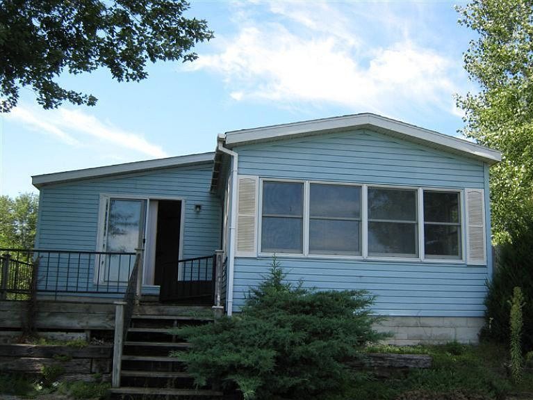 1st image of 82 Sundago Park