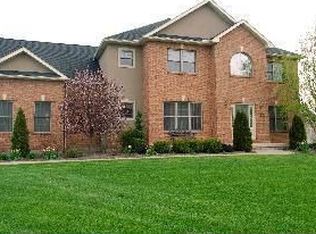 201 Lois Ln, State College, PA 16801