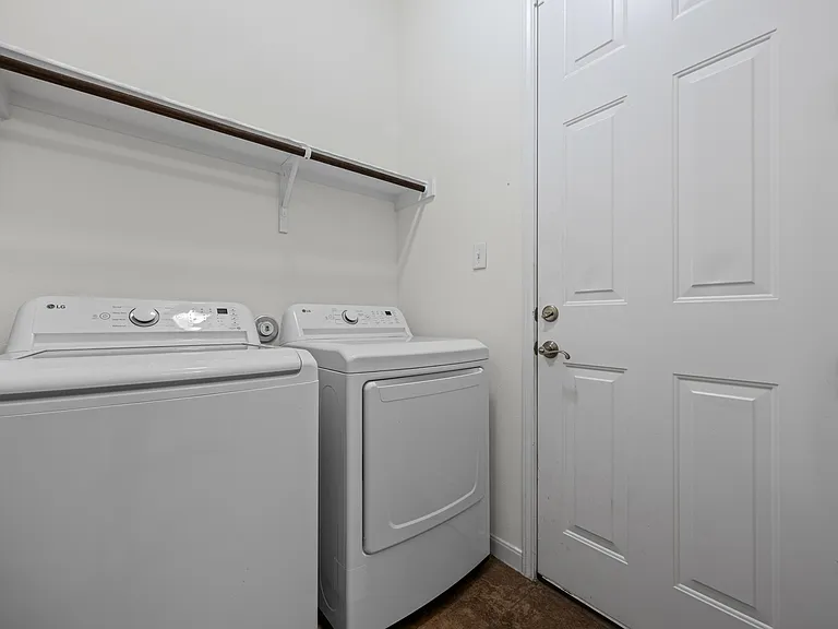 5524 Allamanda Dr — Photo 8