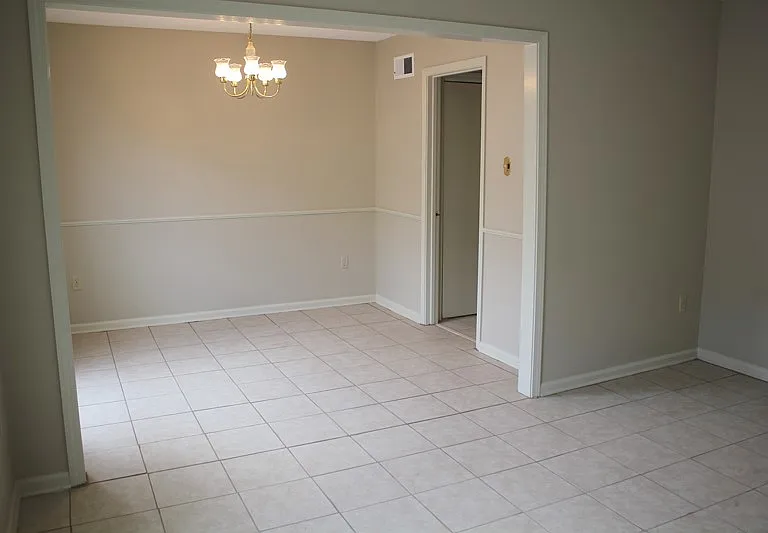 3729 Village Oak Cv — Photo 7