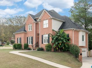 201 Broadmoor Cir, Alabaster, AL 35007