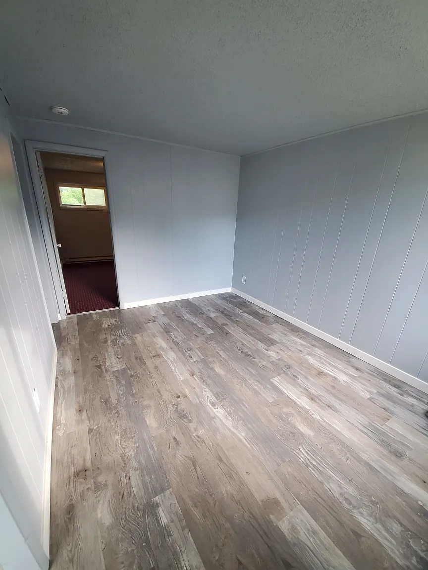 305 West Main Street — Photo 2