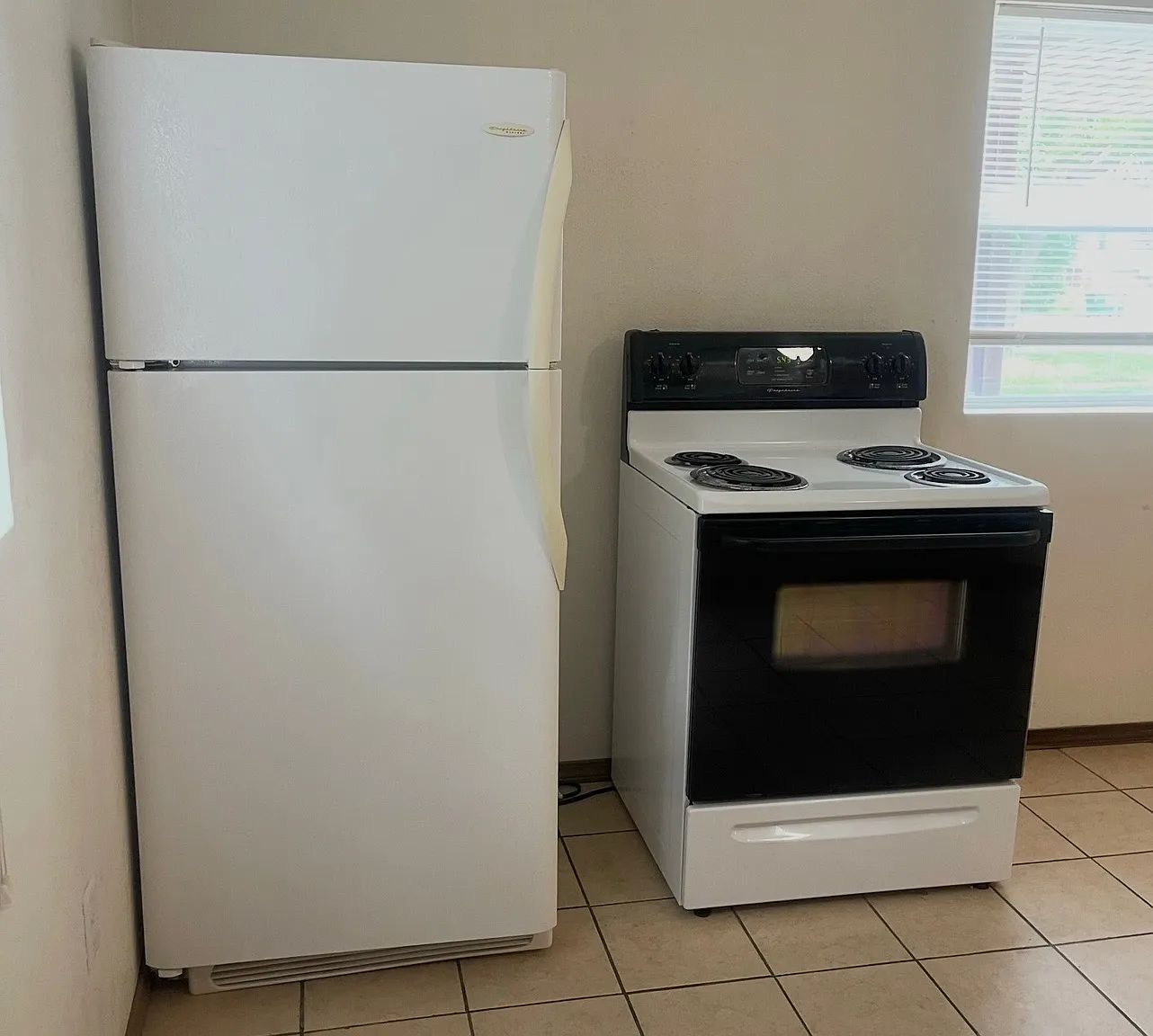 2 bed, 768 sqft, $850 — Photo 4