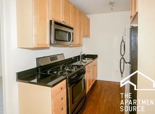 3817 N Sheffield Ave #2W, Chicago, IL 60613