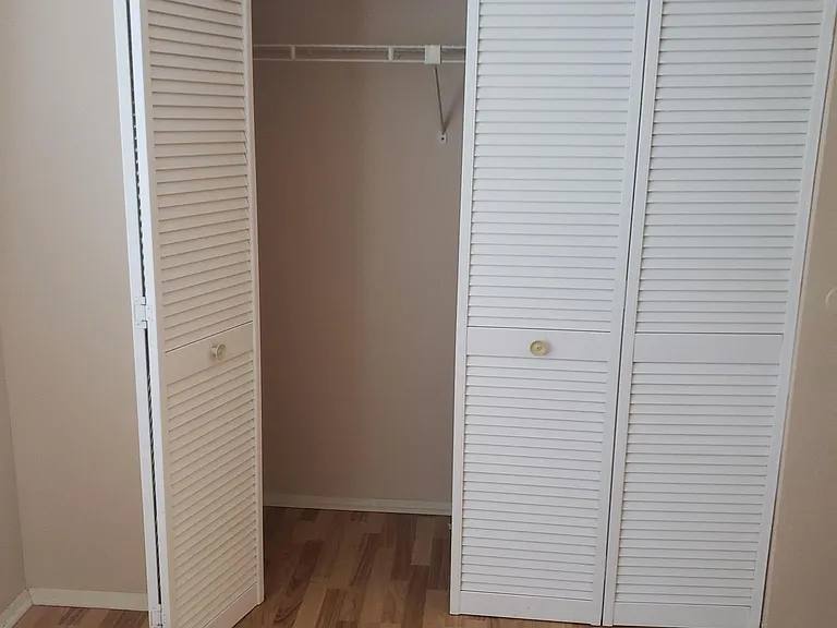 128 Camphor Cir #B — Photo 12