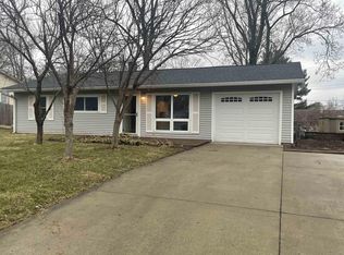 3502 N Stoneycrest Rd, Bloomington, IN 47404