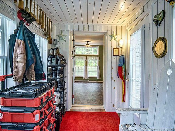 3rd image of 307 Waterville Rd