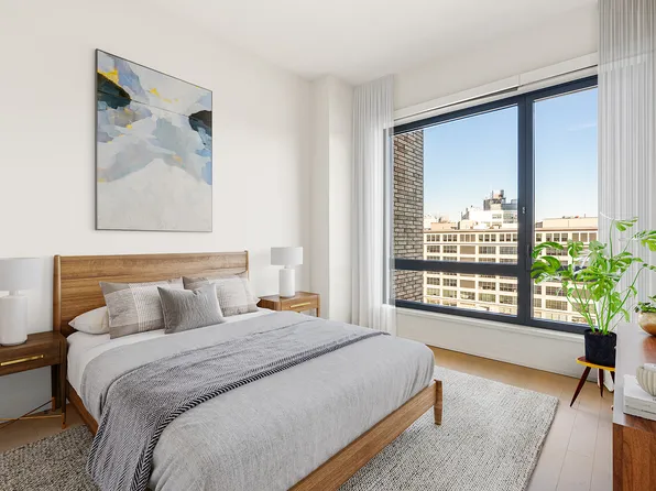 550 Vanderbilt Avenue image 4 of 13