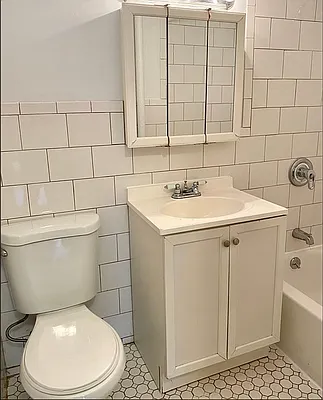 Rented by Building Equity Real Estate LLC | media 8