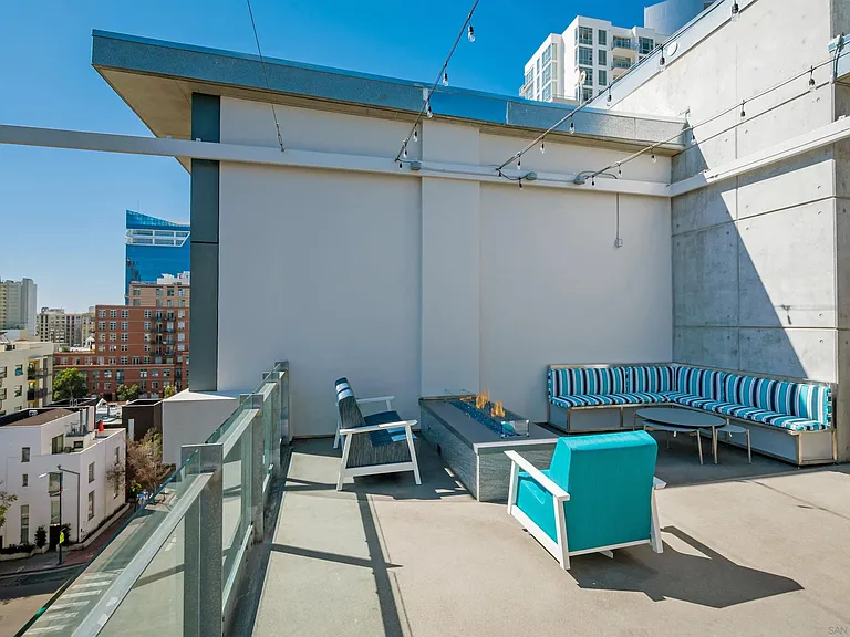 1050 Island Ave #425 — Photo 43