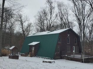 13893 County Road 100, Lakeville, OH 44638