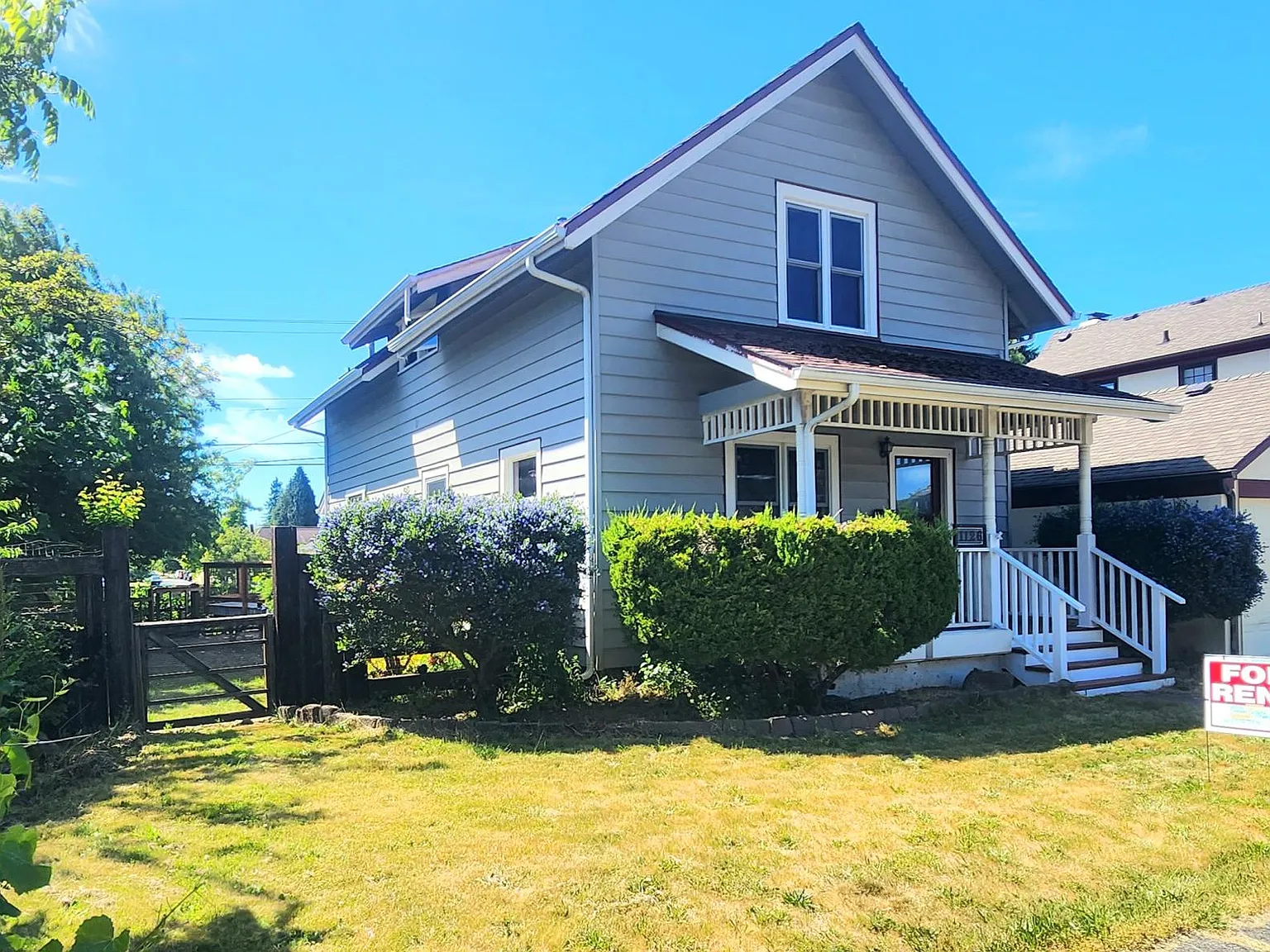 3 bed, 1600 sqft, $3,000 — Photo 1