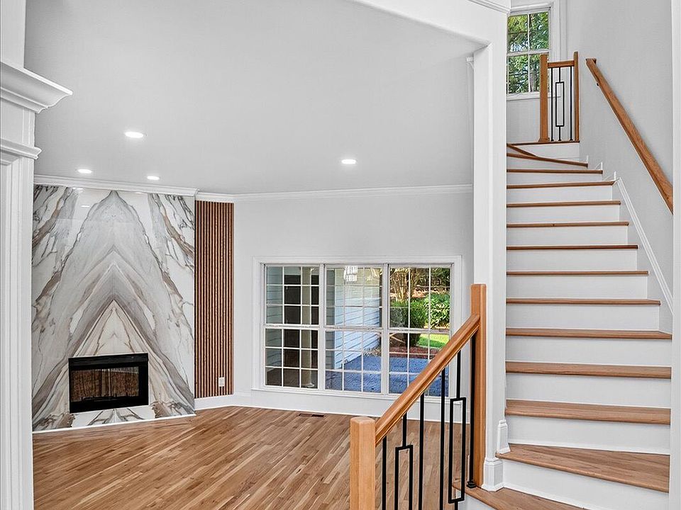 1st image of 141 Amicalola Way