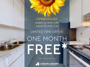 100 York Gate Blvd, Toronto, ON M3N 2C4