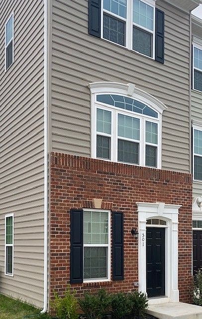1st image of 501 Rolling Valley Dr