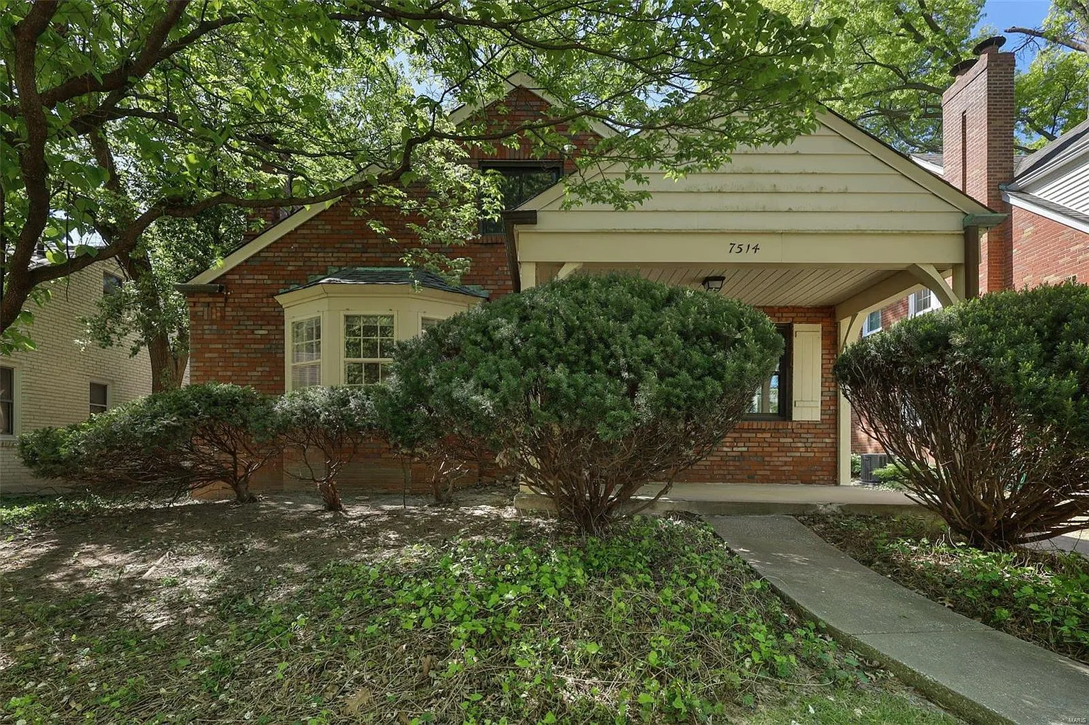 7514 Forest View Dr photo 1