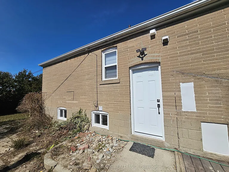 36 Corinne Cres #BASEMEN — Photo 12