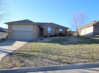 3401 N 28th St, Ozark, MO 65721