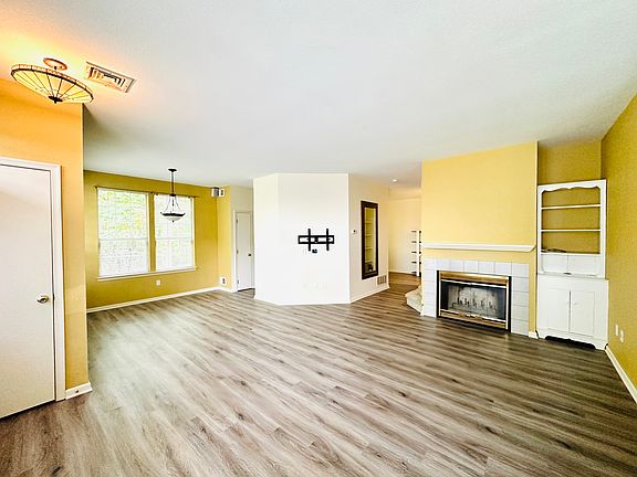 LIVING & DINING ROOM
