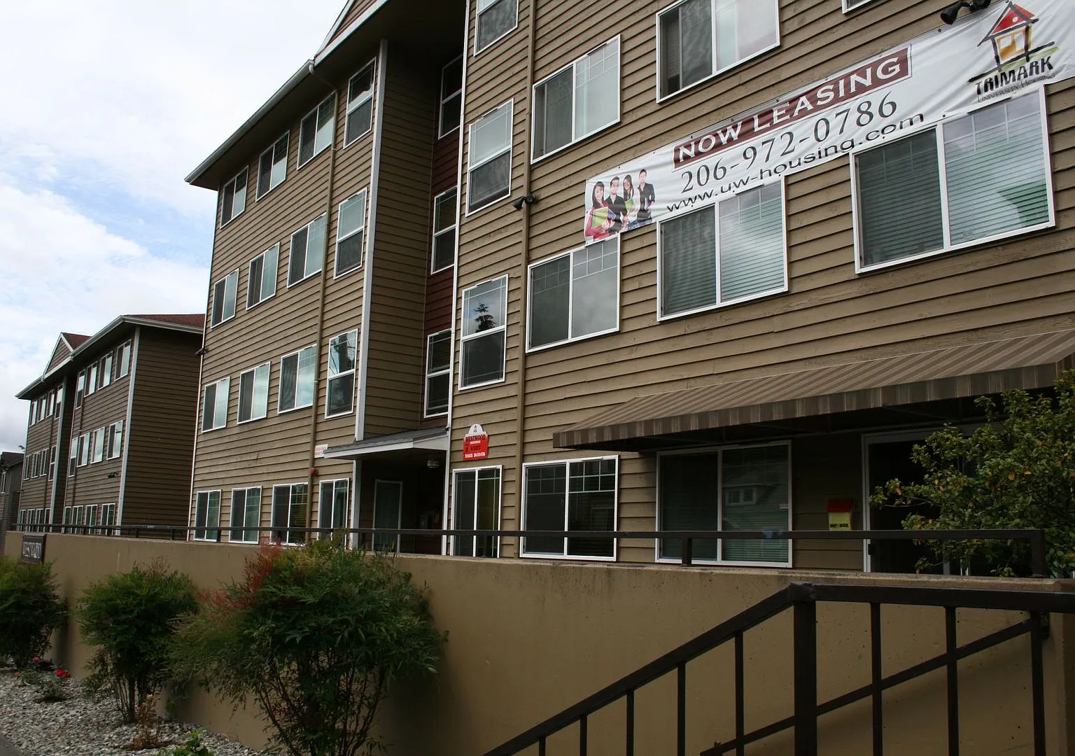 Westwood Apartments — Photo 1