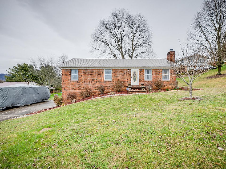 1st image of 1409 Meadow Ln
