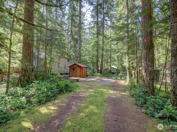 141 3 Big River Boulevard E, Deming, WA 98244