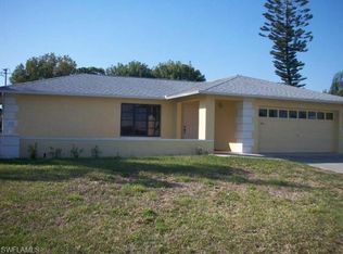2324 SE 16th St, Cape Coral, FL 33990