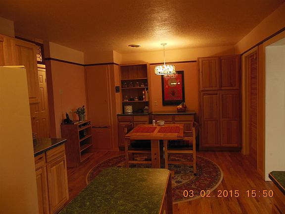 4th image of 2106 Boxwood St