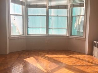 190 72nd St APT 181, Brooklyn, NY 11209
