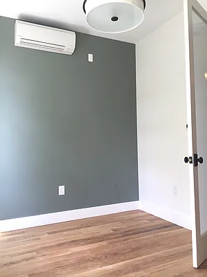 Rented by P Management | media 41