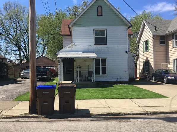231 Elm Ave, Sharon, PA 16146