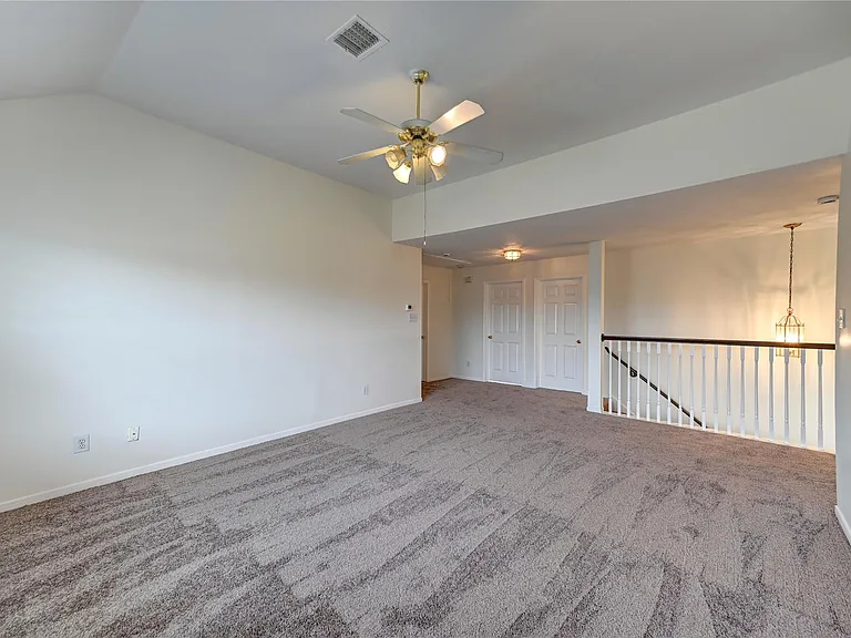 11906 Dinosaur Valley Dr — Photo 42