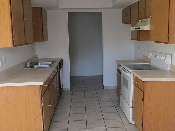 3rd image of 4631 N 30th Dr