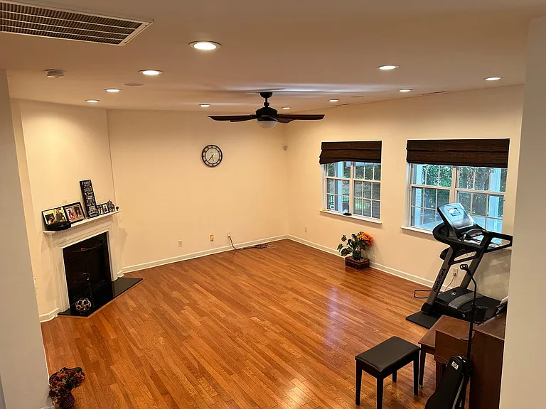 10110 Paxton Run Rd — Photo 6