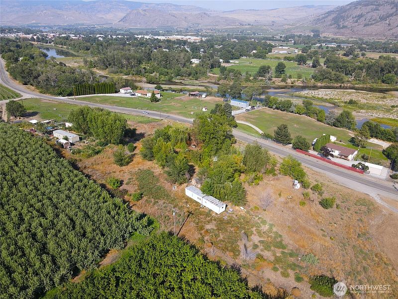 4th image of 2103 Highway 7
