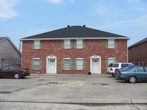 122 Mall Cir #A Photo 1