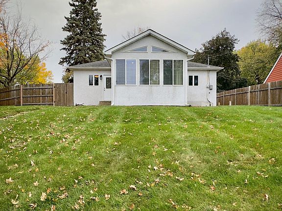 5th image of 635 8th Ave E