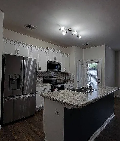 31 Moorlyn Ln — Photo 3