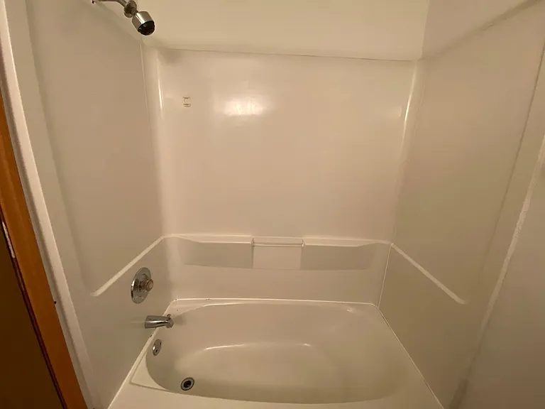 Chittenden Ave 76 MLR — Photo 35