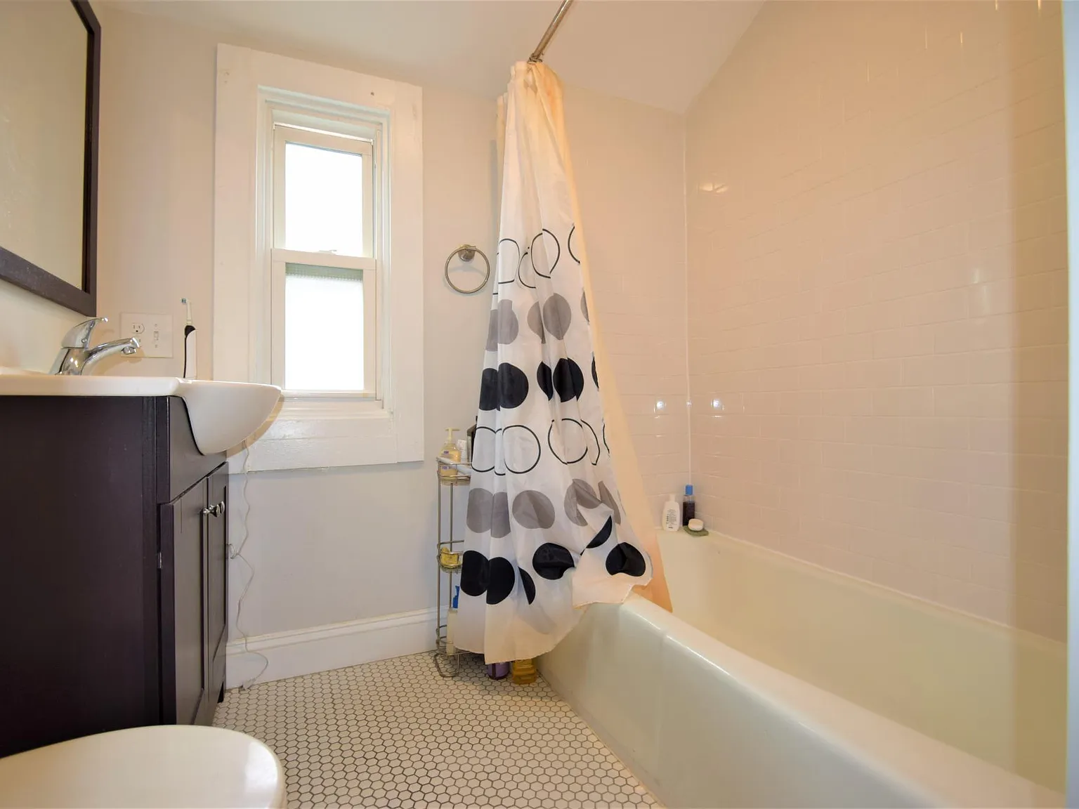 2 bed, 1000 sqft, $2,900 — Photo 4