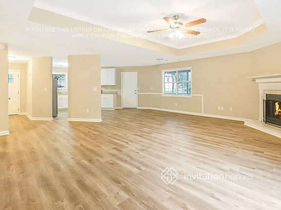 4th image of 35 Brookside Cir