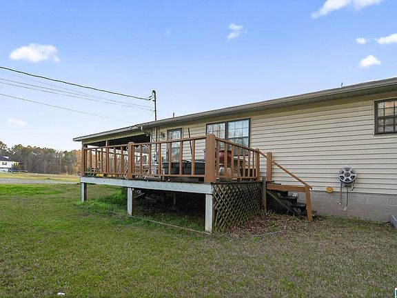 3rd image of 33 Helens Rd