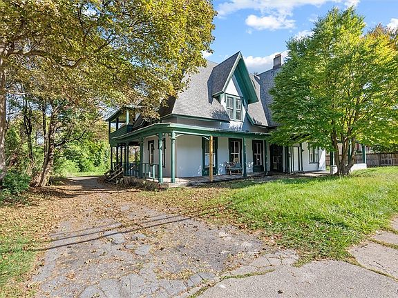 3rd image of 1216 Bellevue Ave