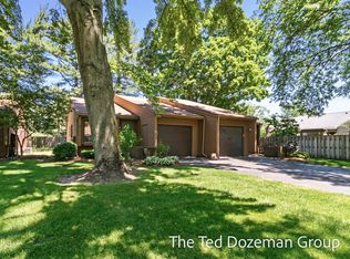 453 Evergreen Ln, Holland, MI 49424