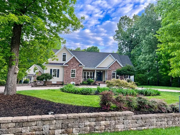 7543 Madison Estates Dr, Mechanicsville, VA 23111