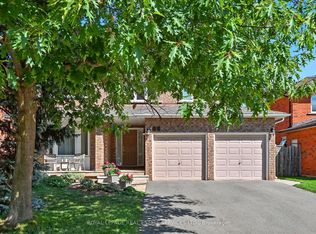 44 Inverhuron Trl, Oakville, ON L6H 5Z7