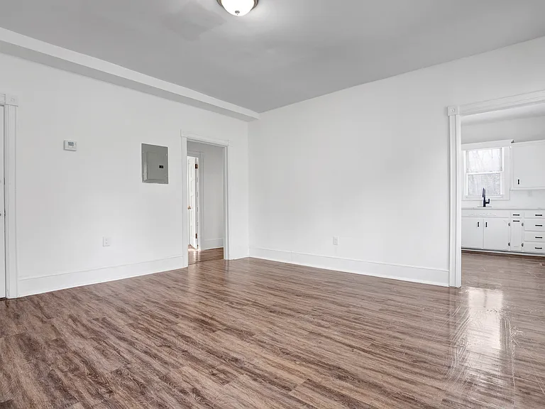 38 Brenwal Ave — Photo 16